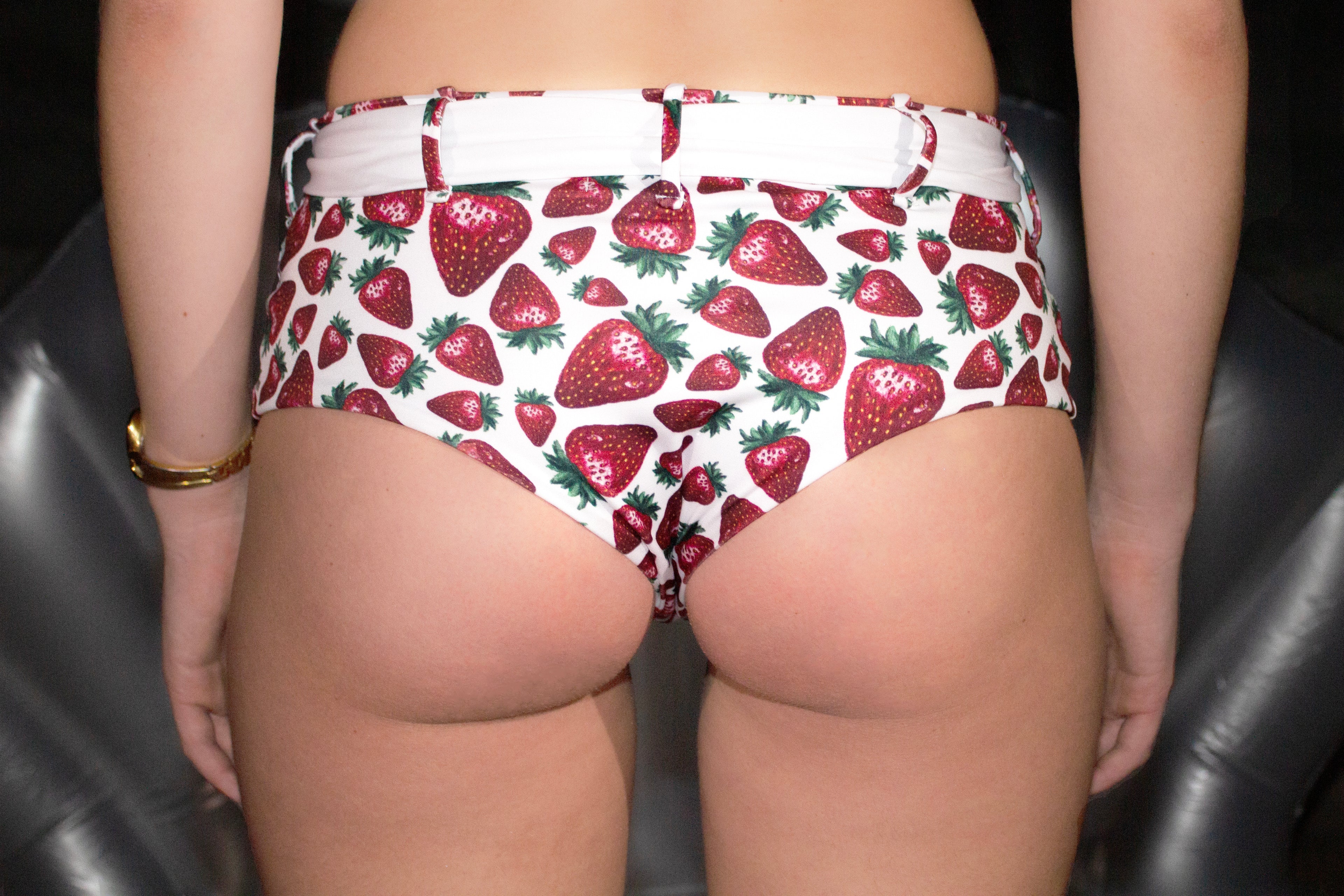 Bas de maillot shorty fraise